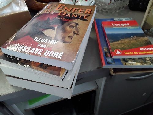 Livres divers 2 €