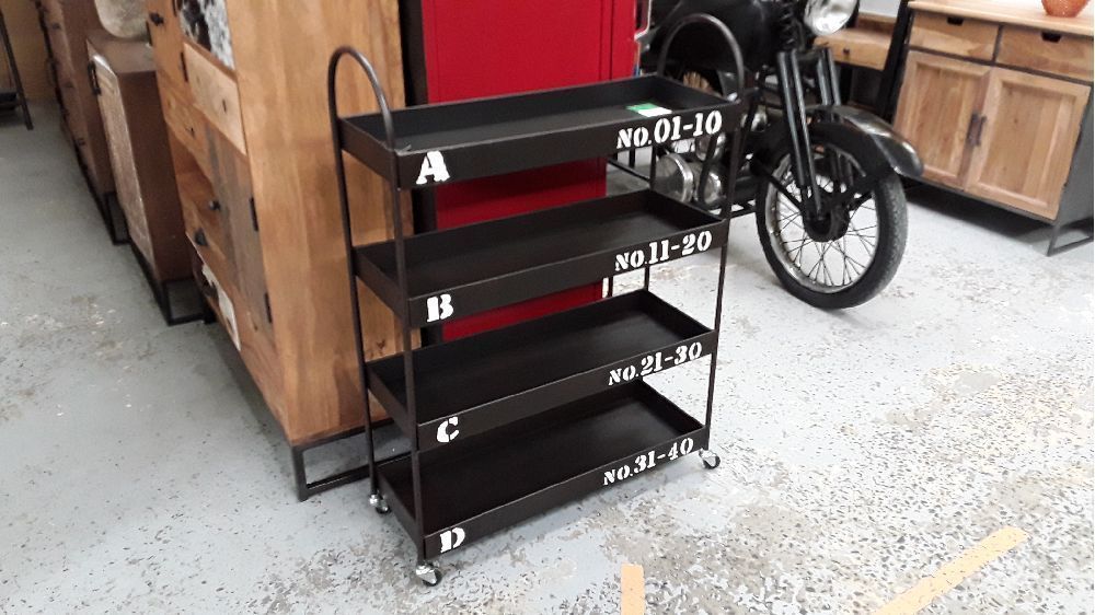 Etagere metal