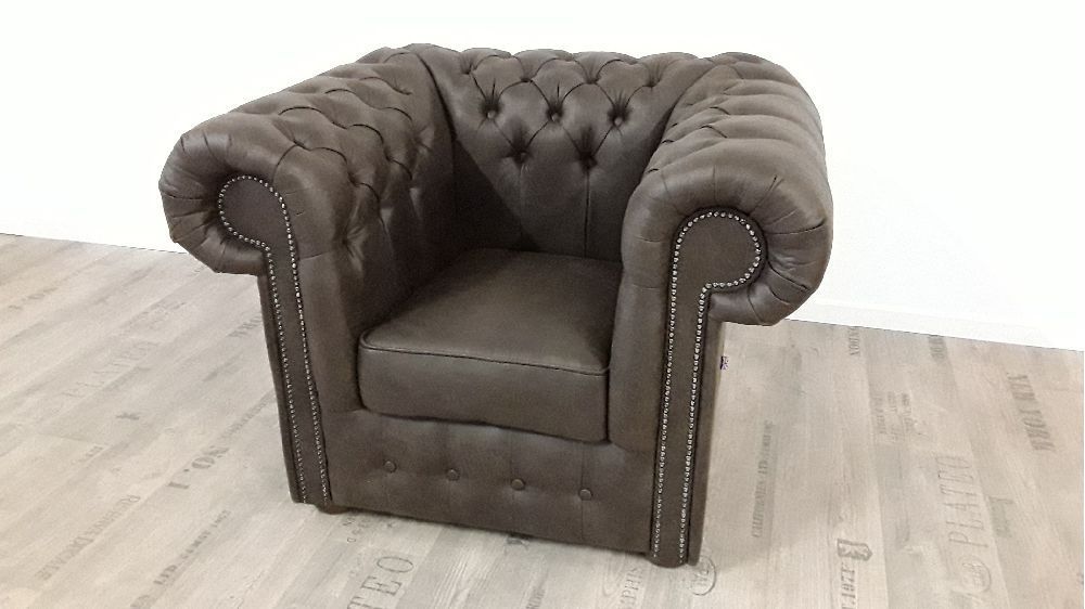 Fauteuil chesterfield tissu effet cuir