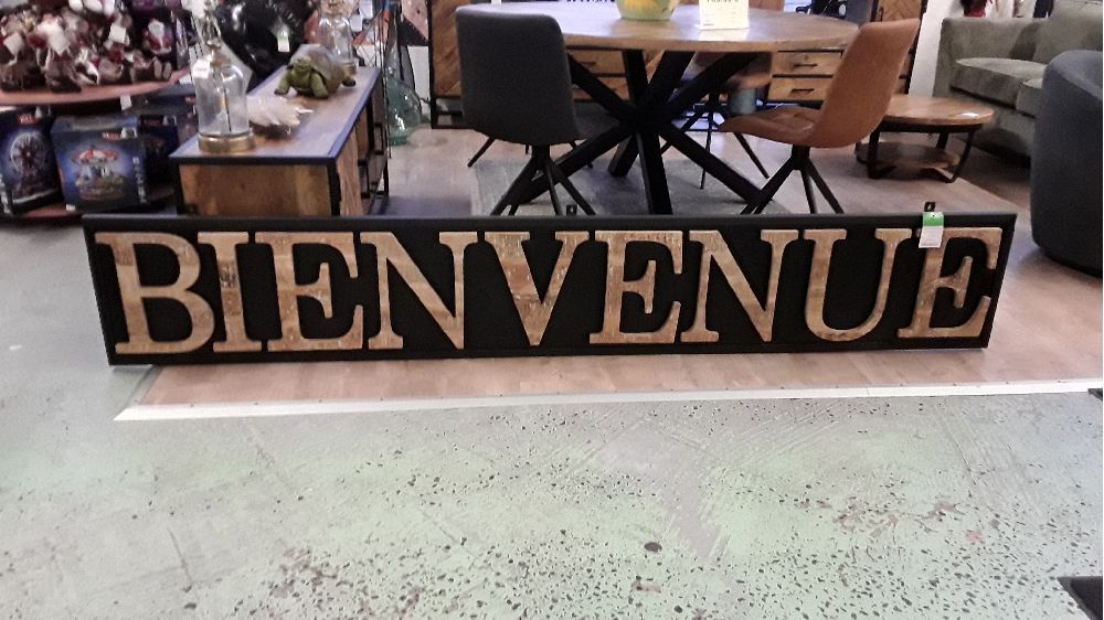 Panneau en bois bienvenue