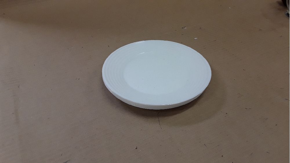 Lots de 4 assiettes blanches