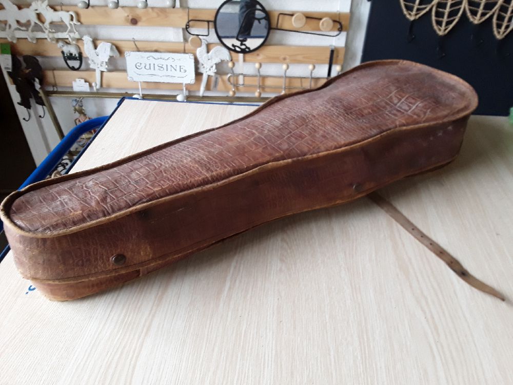 Etuis violon archet ds l etat