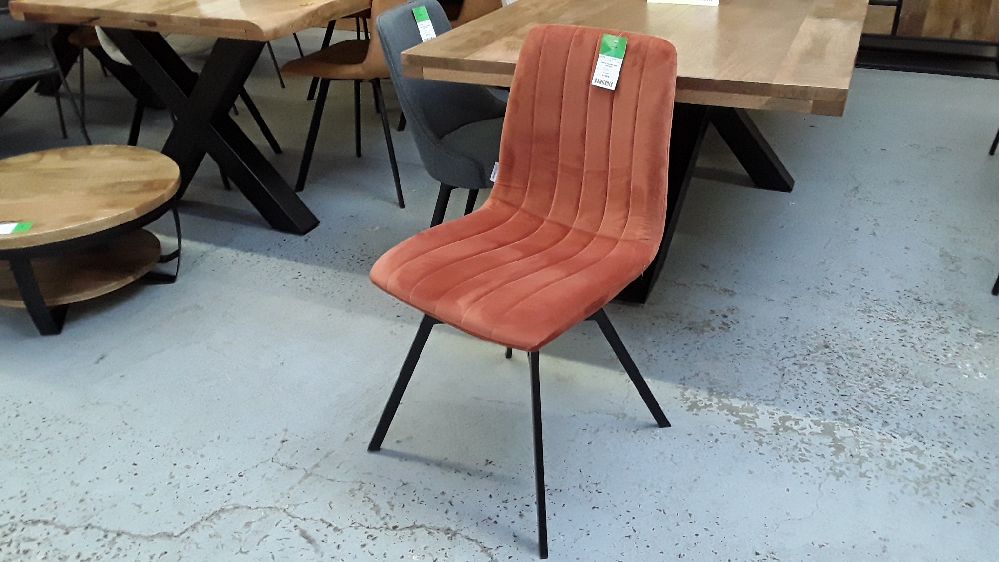Chaise velours dore / destock