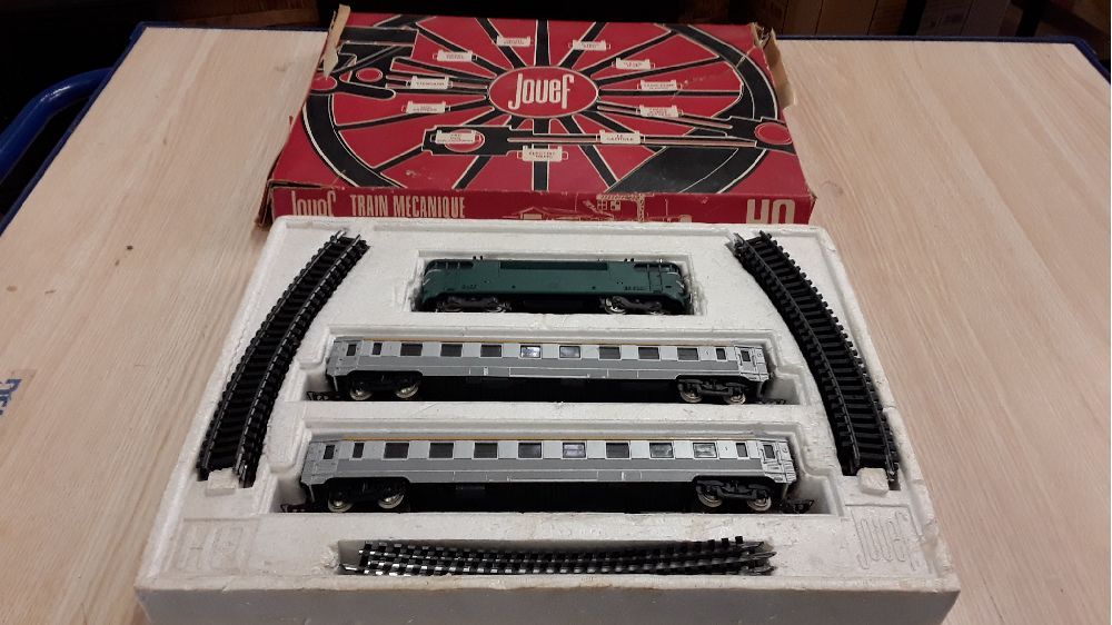 Coffret jouef train mecanique ho