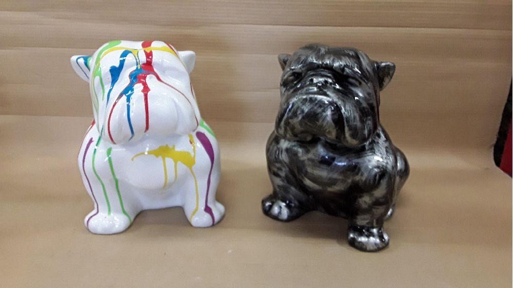 Bouledogue assis