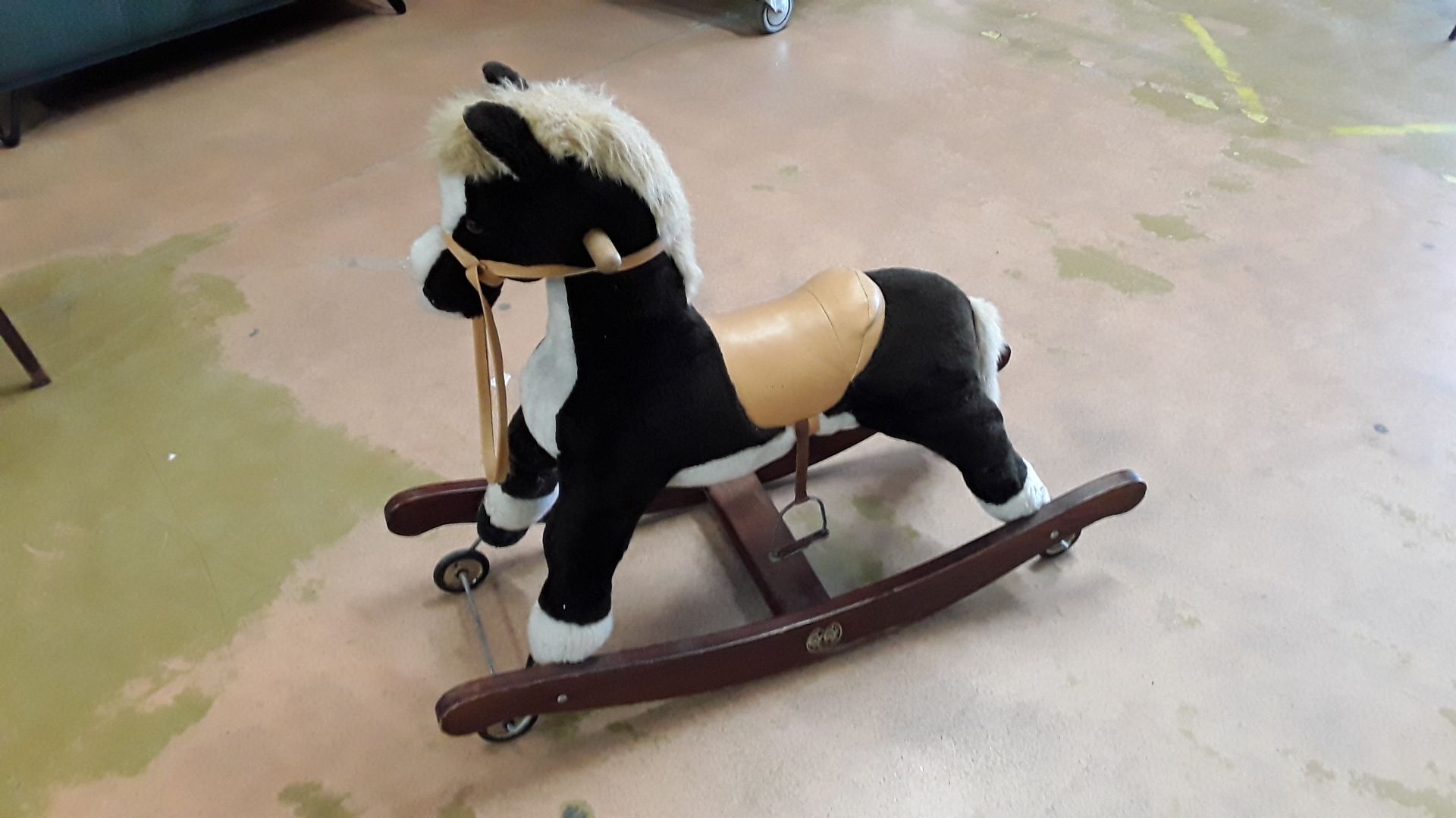 Cheval à bascule gygy